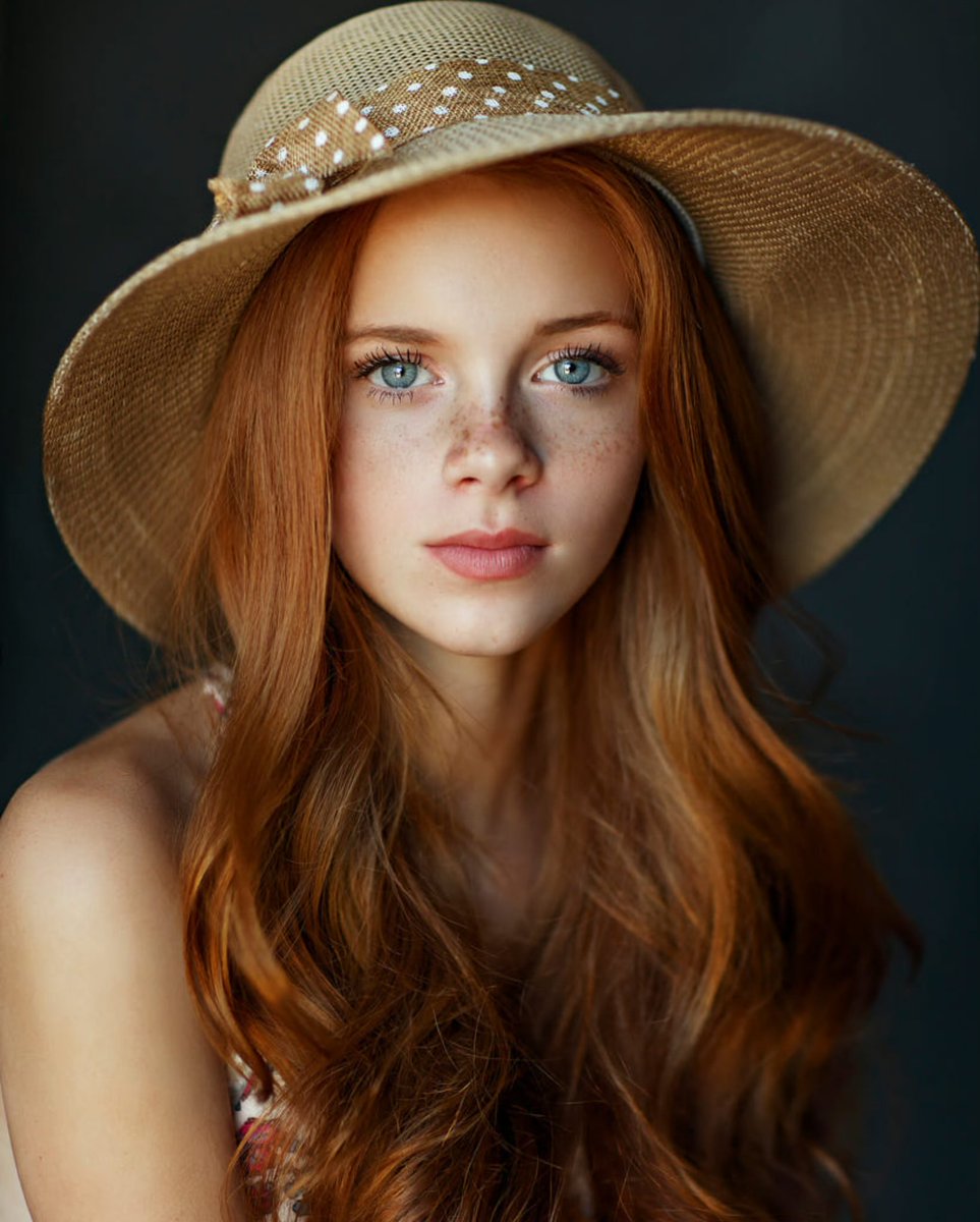 erotostenes's tweet photo. #HerEyes
Photograph by: Sergey Bidun
Model: Scarlet https://t.co/NfBSzCLckN