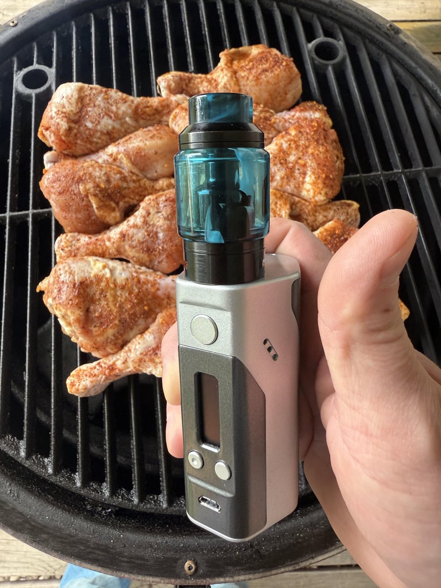 Vapes heaven tweet media
