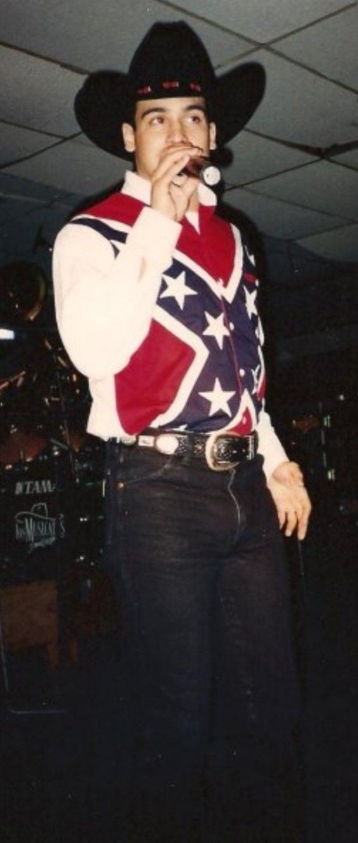 shrodingerscat's tweet photo. Real bobby pulido hours https://t.co/2SLs7rHQ6k