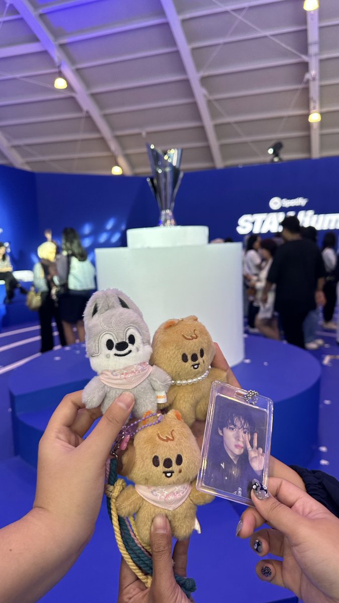 jeongin_a's tweet image. maaciw jg bwat kliann yacc maapin udah byk ngerepotin sm ada salah, see u in another episode yeaaa🤍;( @coraalime @____minhs @stay_light