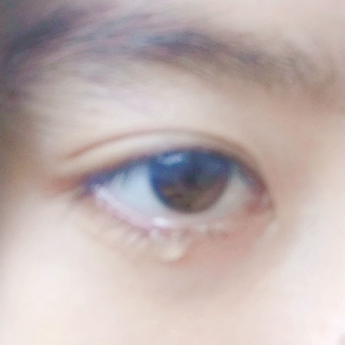 Paling bener ga usah cinta-cintaan lah yaaaa
Genre hidup tuh mending adventure, comedy, slice of life dah nape siii