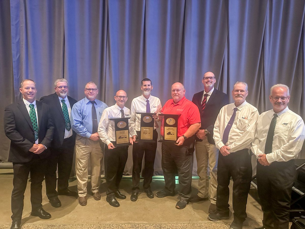 Team Georgia went 3 for 3 in the finals — the ONLY state to bring home 3 trophies this year!

Matt Futral – Step Van – 2nd
Herschel Evans – Sleeper – 3rd
Brent Darnell – 3-Axle – 3rd

Proud of all 9 of our drivers who represented GA! 

#TeamGA #NTDC2025