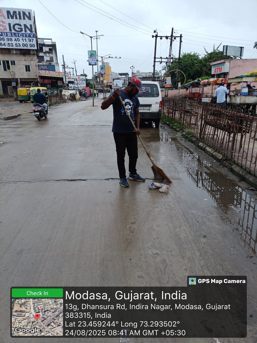 CO, Modasa (@co_modasa) on Twitter photo "સ્વચ્છતા ઝુંબેશ" ૨૦૨૫ અંતર્ગત મોડાસા નગરપાલિકા દ્વારા તા. ૨૪/૦૮/૨૦૨૫ ના રોજ તમામ મુખ્ય રસ્તાની સાફ સફાઈ કામગીરી કરવામાં આવેલ છે.#NirmalGujarat2
<a href="/MoHUA_India/">Ministry of Housing and Urban Affairs</a>
<a href="/SwachhBharatGov/">Swachh Bharat Urban</a>
<a href="/sbmugujarat/">Swachh Bharat Mission Urban - Gujarat</a>
<a href="/CMOGujarat/">Karma Patel</a>
<a href="/rcmgandhinagar/">RCM, Gandhinagar Zone</a>
<a href="/CollectorArv/">Collector & District Magistrate, Arvalli</a> "સ્વચ્છતા ઝુંબેશ" ૨૦૨૫ અંતર્ગત મોડાસા નગરપાલિકા દ્વારા તા. ૨૪/૦૮/૨૦૨૫ ના રોજ તમામ મુખ્ય રસ્તાની સાફ સફાઈ કામગીરી કરવામાં આવેલ છે.#NirmalGujarat2
<a href="/MoHUA_India/">Ministry of Housing and Urban Affairs</a>
<a href="/SwachhBharatGov/">Swachh Bharat Urban</a>
<a href="/sbmugujarat/">Swachh Bharat Mission Urban - Gujarat</a>
<a href="/CMOGujarat/">Karma Patel</a>
<a href="/rcmgandhinagar/">RCM, Gandhinagar Zone</a>
<a href="/CollectorArv/">Collector & District Magistrate, Arvalli</a>