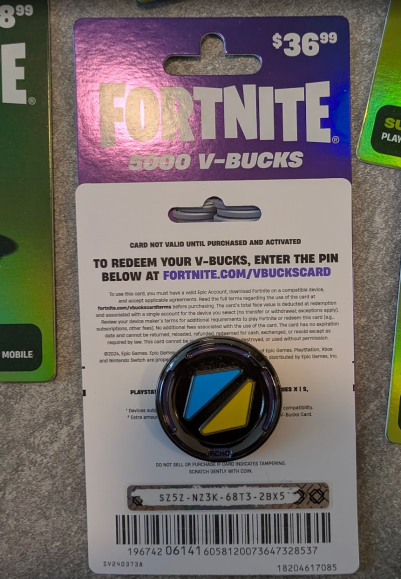 Photo by BOT Won the @FNCreativeHQ Discord Chest Challenge grand prize & FNHQ Coin Challenge (25,100 V-Bucks)
Got a Crazy Grinder Discord Role and a few V-Bucks
FNHQ Coin Challenge-2,800 V-Bucks
FNHQ Chest Challenge-22,300 V-Bucks/Discord Role
Don't have to worry about BPs for a few years https://t.co/XpYwebctR2