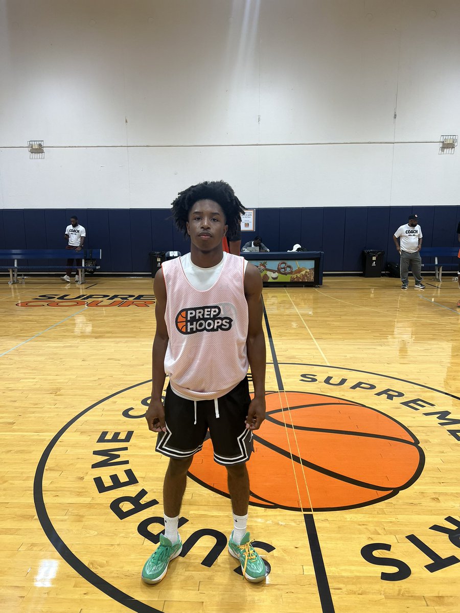 Big Tim (@tdc200) on Twitter photo Class of 2027 5β10β point guard <a href="/D1kobeS/">Kobe</a> of <a href="/ThorntonBBall/">Thornton Township HS Boys Basketball π</a> was getting to the basket and finishing at <a href="/PrepHoopsIL/">Prep Hoops Illinois</a> Showcase. Lefty was scoring on Euro steps in transition or half court. Used his quickness to get where he wanted in the court. Class of 2027 5β10β point guard <a href="/D1kobeS/">Kobe</a> of <a href="/ThorntonBBall/">Thornton Township HS Boys Basketball π</a> was getting to the basket and finishing at <a href="/PrepHoopsIL/">Prep Hoops Illinois</a> Showcase. Lefty was scoring on Euro steps in transition or half court. Used his quickness to get where he wanted in the court.