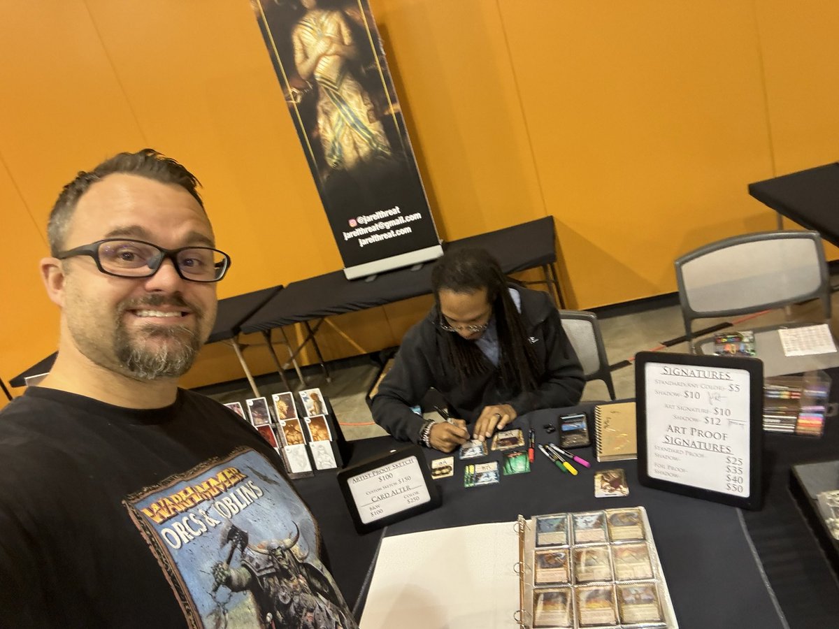 MtgArtcollector's tweet photo. Laughing dragon event in Phoenix yesterday for few hours before driving back home!
Got to see Jarel Threat, Randy Gallegos, Mark Tedin Margaret Organ-Kean and Thomas Baxa!
#ldxpphoenix https://t.co/zkAf6vqPXw