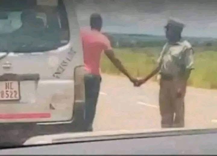 Goodmorning good people 🤝
Blessed sunday