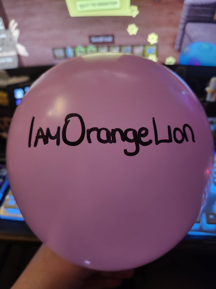 frostᥲrᥲᥱ❄️ | Pre-Debut (@frostarae) on Twitter photo Thank you <a href="/IAmOrangeLion/">🍊Orange Lion🦁</a> for donating to Extra Life and buying Marcie some birthday dinner 💙🩵 Thank you <a href="/IAmOrangeLion/">🍊Orange Lion🦁</a> for donating to Extra Life and buying Marcie some birthday dinner 💙🩵