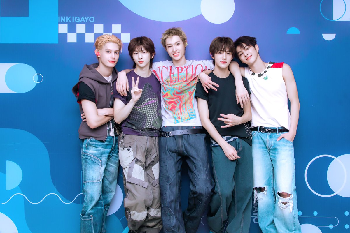 kpop_sbs's tweet image. [👔] 250824 #착장인가

잠시 후 오후 3시 25분!
#인기가요 에서 만나요❤

#코르티스 #CORTIS #GO #CORTIS_GO @cortis_bighit