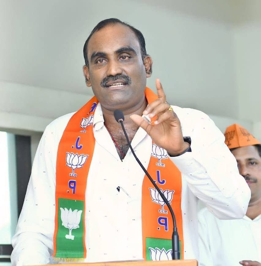 ಉಡುಪಿ ಶಾಸಕರು, ಆತ್ಮೀಯರಾದ ಯಶ್‌ಪಾಲ್ ಸುವರ್ಣ ಅವರಿಗೆ ಜನ್ಮದಿನದ ಶುಭಾಶಯಗಳು.

<a href="/YashpalBJP/">Yashpal Anand Suvarna</a>