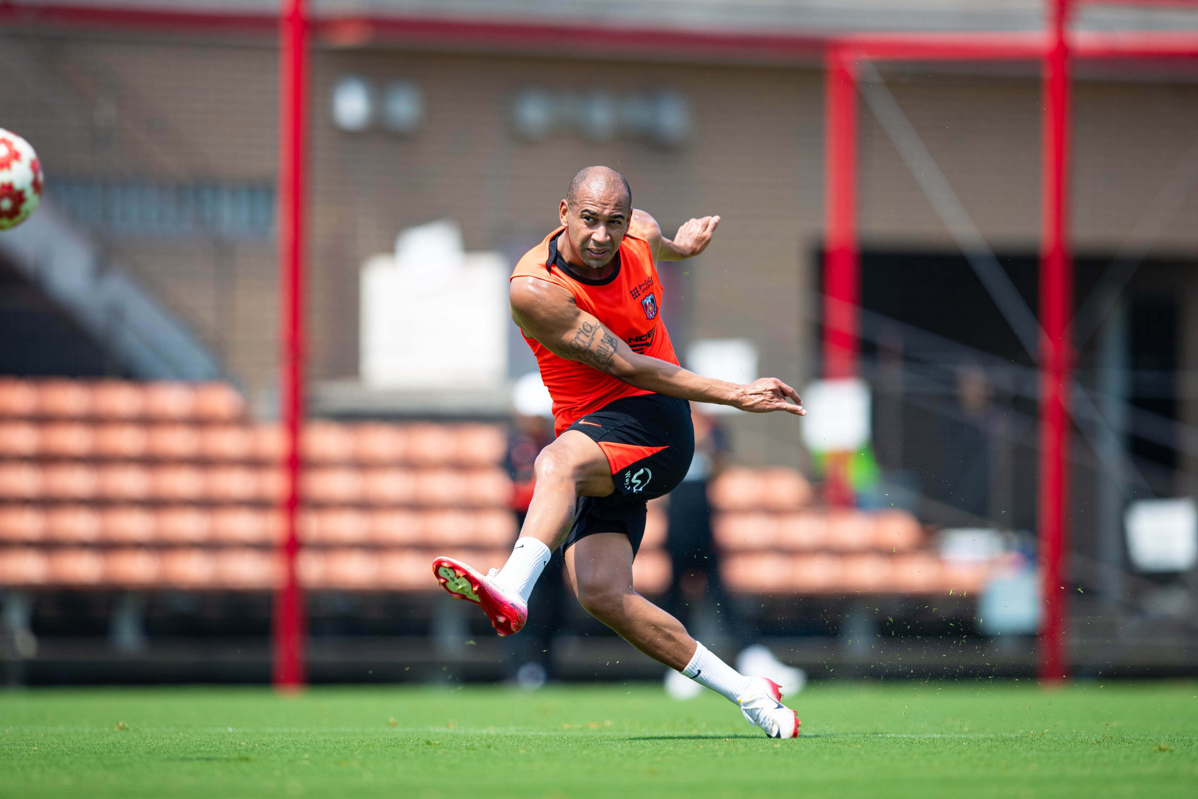 2021 天皇杯　浦和レッズ　優勝記念　ユニ　 NIKE M JFA 埼玉 天皇杯 JFA 第101回全日本サッカー選手権大会優勝記念グッズ