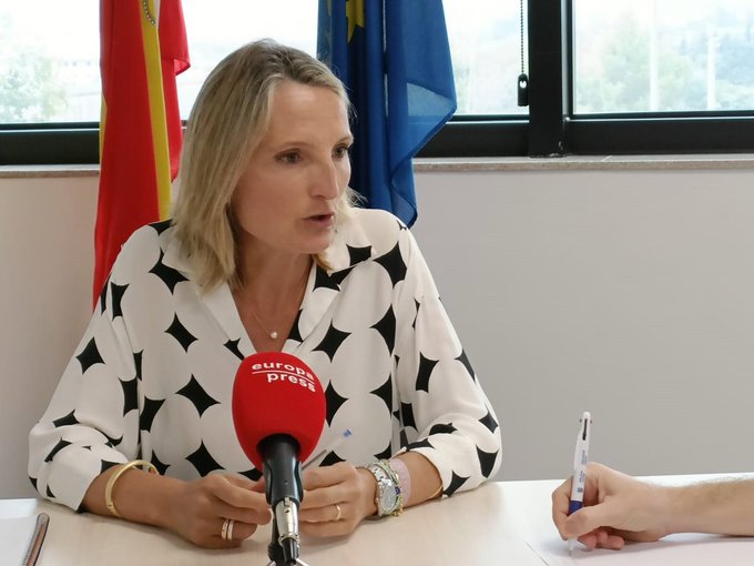TreballGOIB (@treballgoib) on Twitter photo ✅ La consellera <a href="/cabrer_catalina/">Catalina Cabrer</a>, sobre turisme i Pacte per la Sostenibilitat de les Balears: "Estic convençuda que, abans que comenci la pròxima temporada, s'impulsaran mesures importants".
<a href="/EPBaleares/">EuropaPress Baleares</a> entrevista la consellera de <a href="/TreballGOIB/">TreballGOIB</a>
👉europapress.es/illes-balears/… ✅ La consellera <a href="/cabrer_catalina/">Catalina Cabrer</a>, sobre turisme i Pacte per la Sostenibilitat de les Balears: "Estic convençuda que, abans que comenci la pròxima temporada, s'impulsaran mesures importants".
<a href="/EPBaleares/">EuropaPress Baleares</a> entrevista la consellera de <a href="/TreballGOIB/">TreballGOIB</a>
👉europapress.es/illes-balears/…