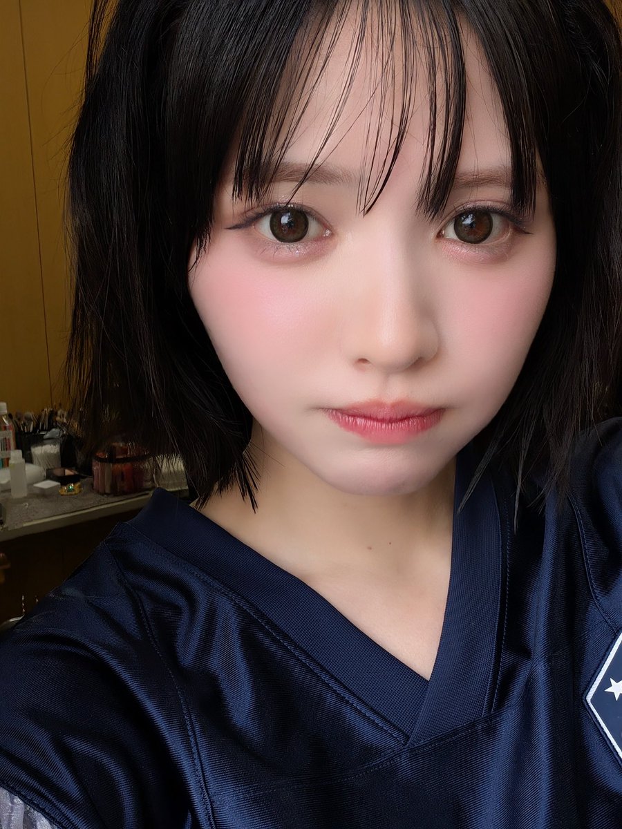 鎮西寿々歌(FRUITS ZIPPER) (@suzuka_fz1124) on Twitter photo MONSTER baSH 2025
ありがとうございました♡
香川のみんな
すっっっっっごく大きい声出してコールしたり盛り上げてくれて、楽しすぎました❕❕✨✨☀️
香川最高ー!!!!!
うどんも美味しい最高ー!!!!
ライブ後のボサボサ写真と
<a href="/MONSTERbaSH_/">MONSTER baSH</a>
#モンバス MONSTER baSH 2025
ありがとうございました♡
香川のみんな
すっっっっっごく大きい声出してコールしたり盛り上げてくれて、楽しすぎました❕❕✨✨☀️
香川最高ー!!!!!
うどんも美味しい最高ー!!!!
ライブ後のボサボサ写真と
<a href="/MONSTERbaSH_/">MONSTER baSH</a>
#モンバス
