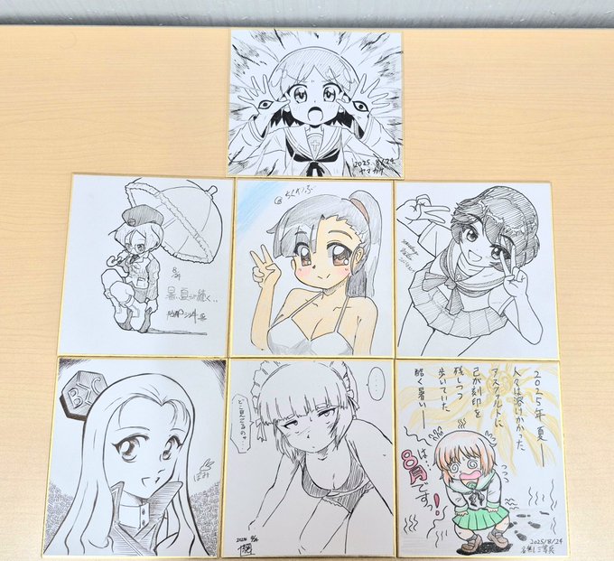 ミニ色紙も描いてきました!
タローマンがアツかったので爆発かりなちゃんで 