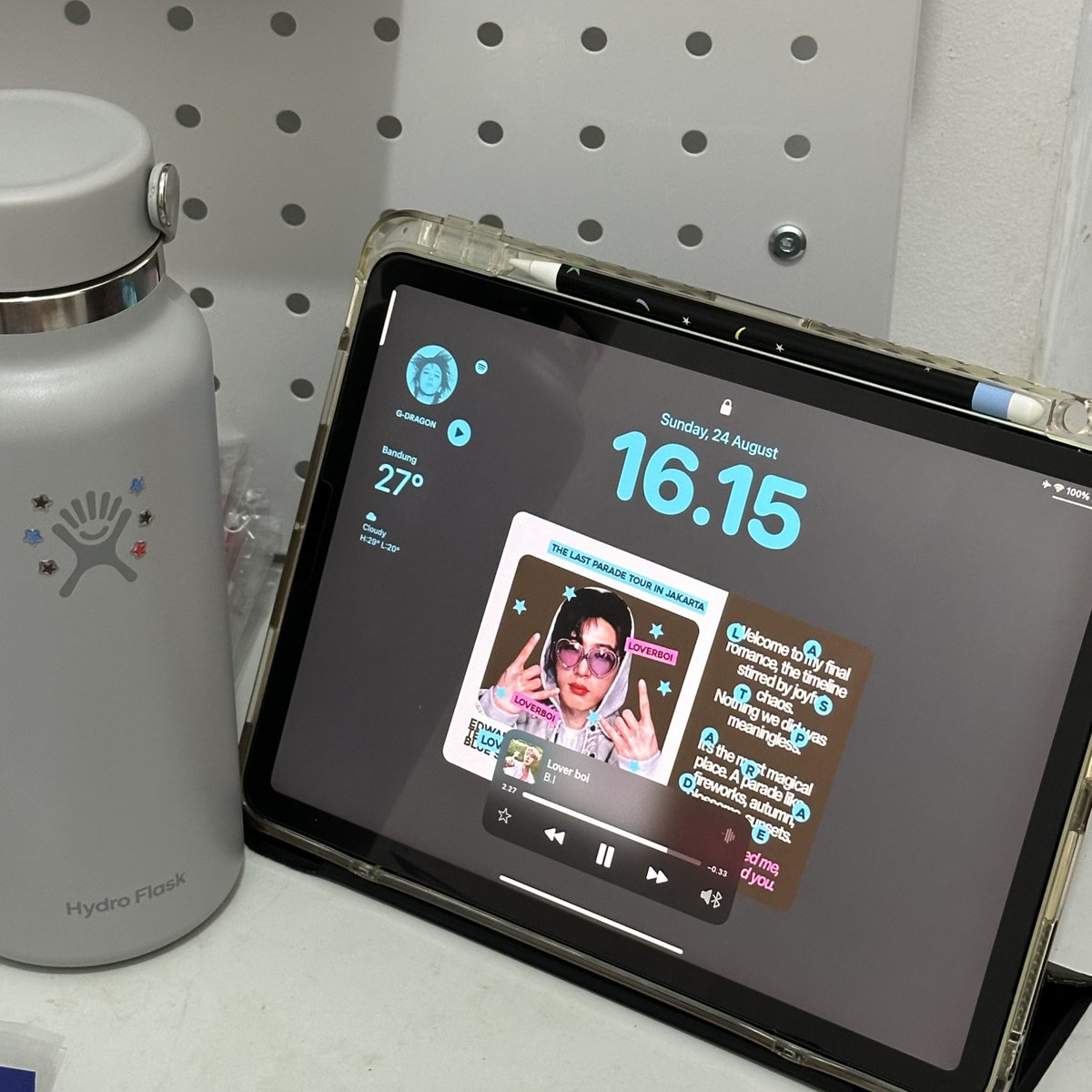 offluffeish's tweet image. 