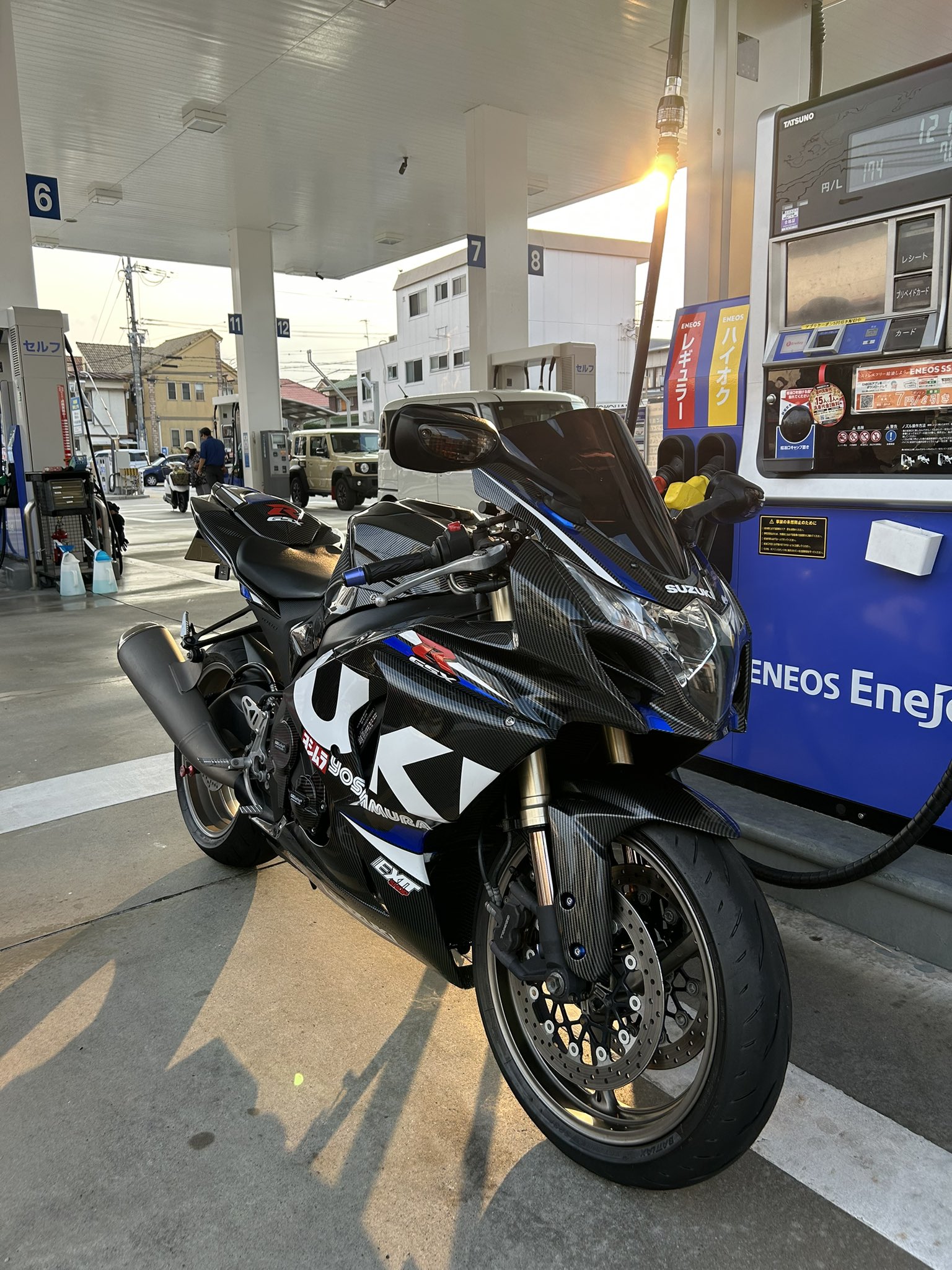 まる (@yorunoN400) / X