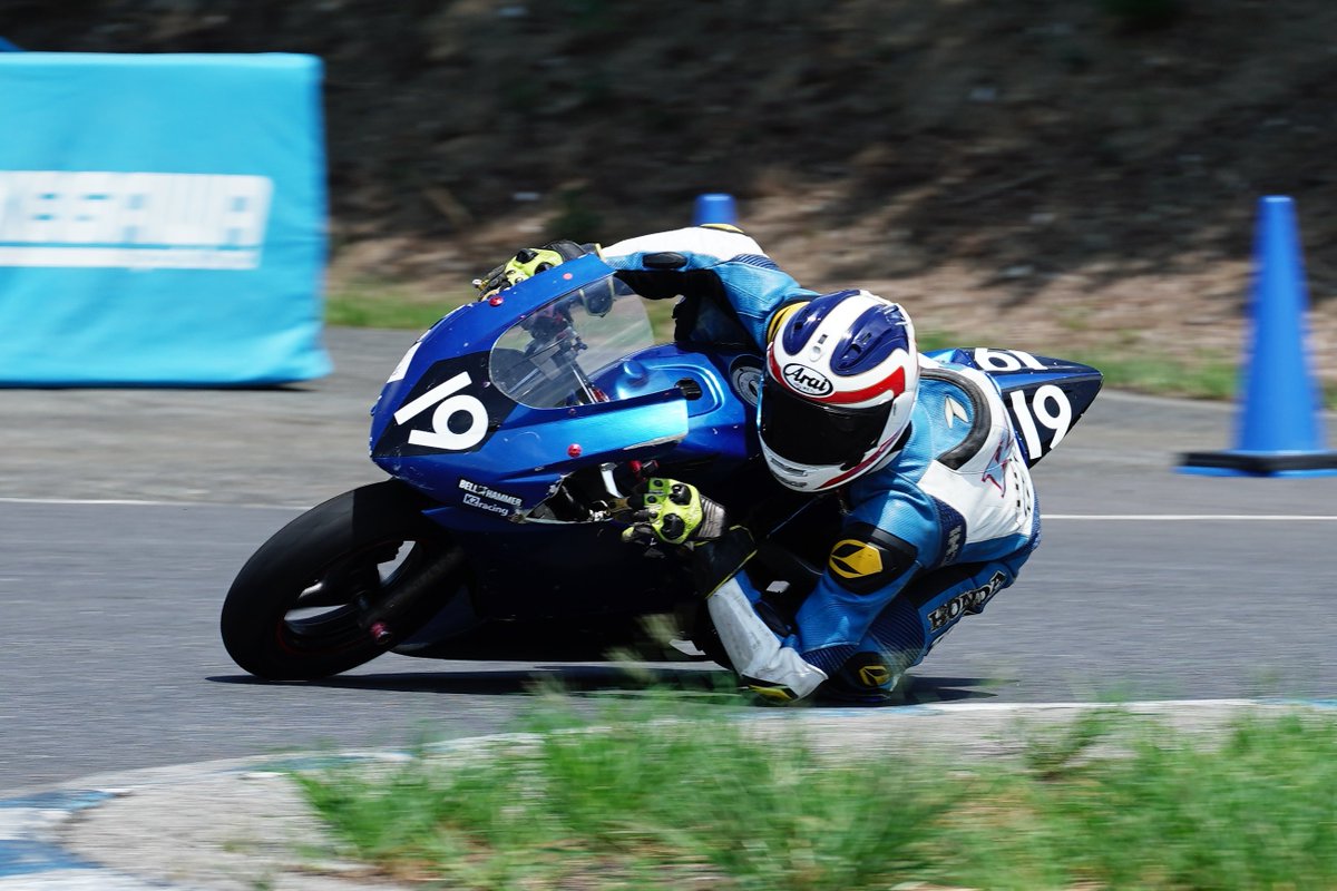 K2tech_AC's tweet image. お盆期間中は埼玉県の桶川スポーツランドで開催された
#でぃーちの気まぐれ走行会
を支援！

司会進行、タイスケ、企画、事前準備などに貢献させて頂きました🙇‍♂️
わたくし自身も色々なバイクに乗って、沢山楽しませて頂きました✨
次回は白糸スピードランドで10〜12月頃開催予定だそうです😆