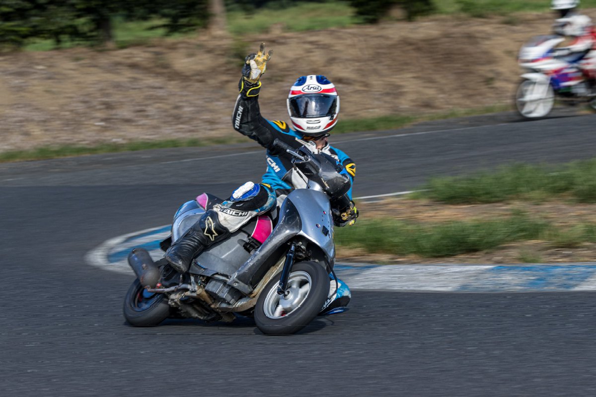 K2tech_AC's tweet image. お盆期間中は埼玉県の桶川スポーツランドで開催された
#でぃーちの気まぐれ走行会
を支援！

司会進行、タイスケ、企画、事前準備などに貢献させて頂きました🙇‍♂️
わたくし自身も色々なバイクに乗って、沢山楽しませて頂きました✨
次回は白糸スピードランドで10〜12月頃開催予定だそうです😆