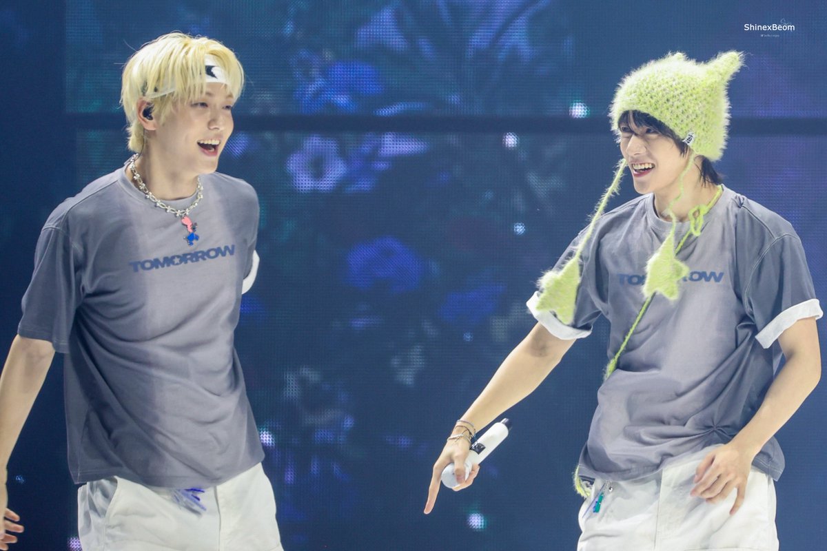 250823

🐶🐶🎶🎶🎶

#BEOMGYU #범규 #ボムギュ 
#SOOBIN #수빈  #スビン 
#단짝즈 #スギュ #투바투 #TXT
#TOMORROW_X_TOGETHER 
#투모로우바이투게더