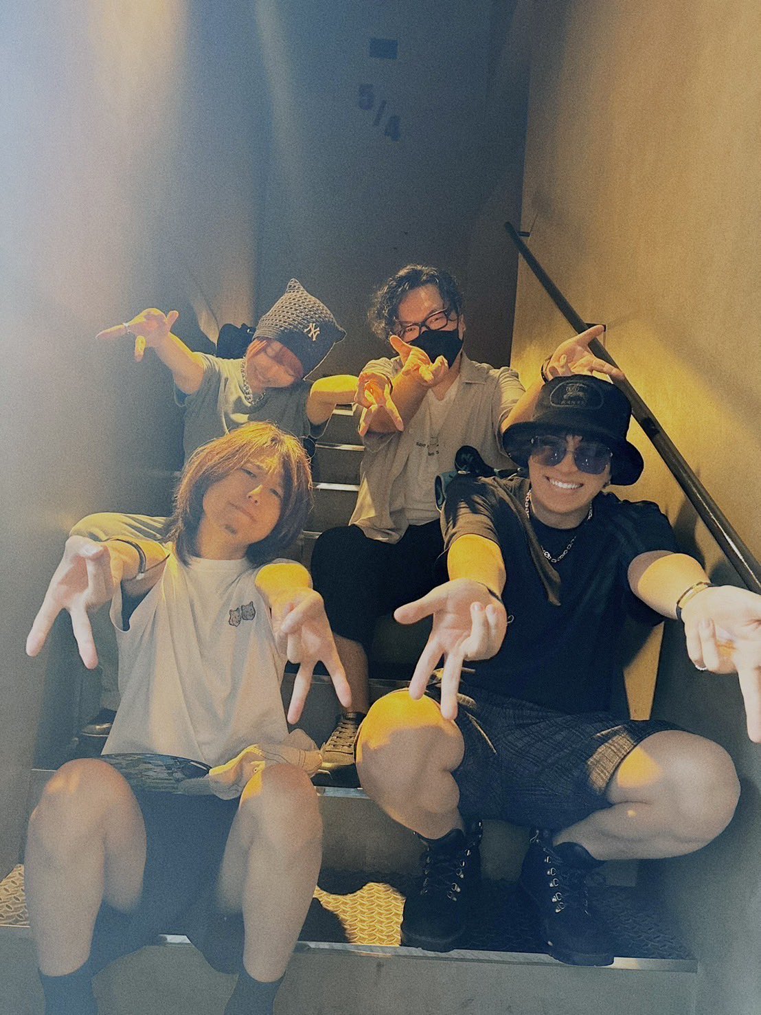 邦楽 FAKE TYPE. FAKESTYLE2. faketype FAKE TYPE.2nd Mini ALBUM 『FAKE STYLE II』 Crossfade - YouTube