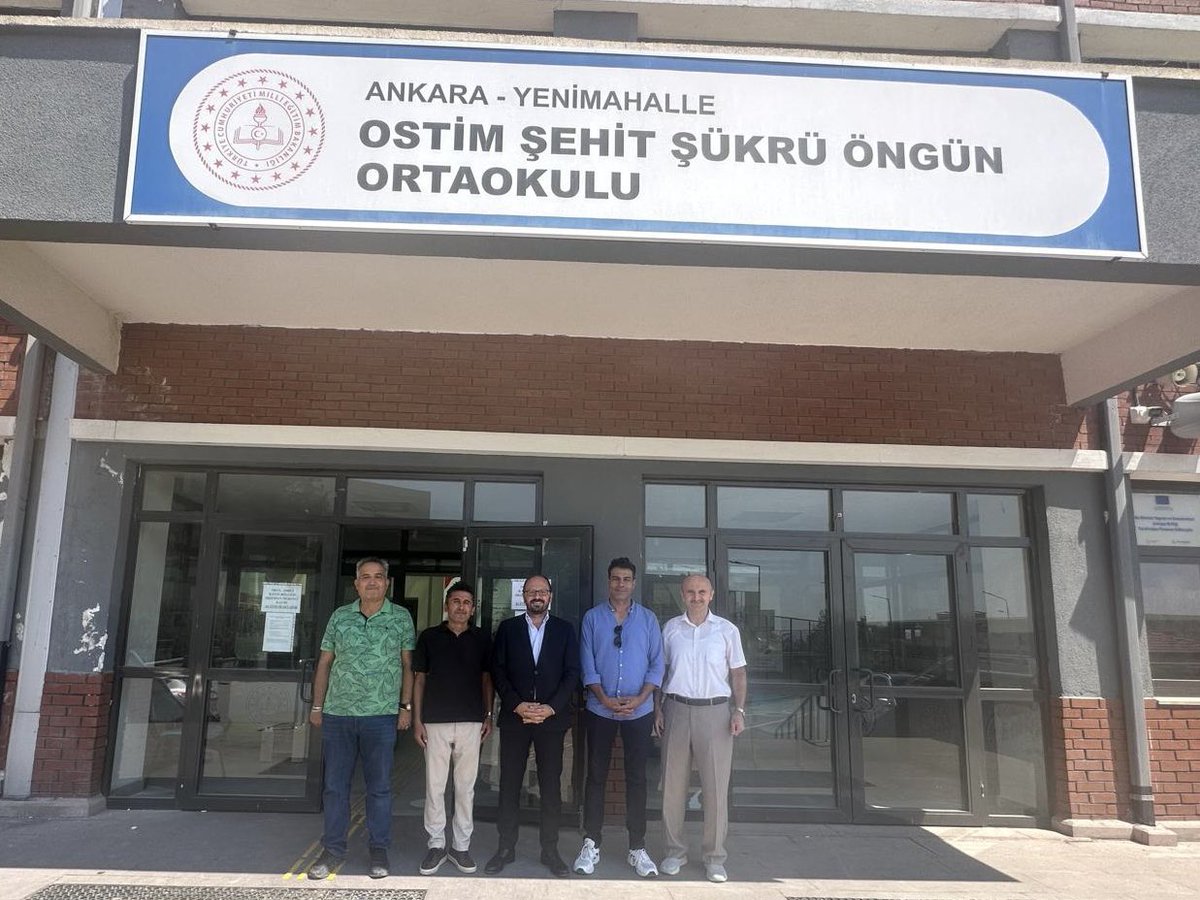 Kadir GÜNEŞ (@ebs_yenimahalle) on Twitter photo Eğitim-Bir-Sen Yenimahalle İlçe Başkanı Kadir Güneş ve yönetim kurulu üyeleri, sendikal çalışmalar kapsamında Ostim Şehit Şükrü Öngün  Ortaokulu’nu ziyaret etti.
Başkan  Güneş, misafirperverliklerinden dolayı okul yönetimine teşekkür etti. Eğitim-Bir-Sen Yenimahalle İlçe Başkanı Kadir Güneş ve yönetim kurulu üyeleri, sendikal çalışmalar kapsamında Ostim Şehit Şükrü Öngün  Ortaokulu’nu ziyaret etti.
Başkan  Güneş, misafirperverliklerinden dolayı okul yönetimine teşekkür etti.