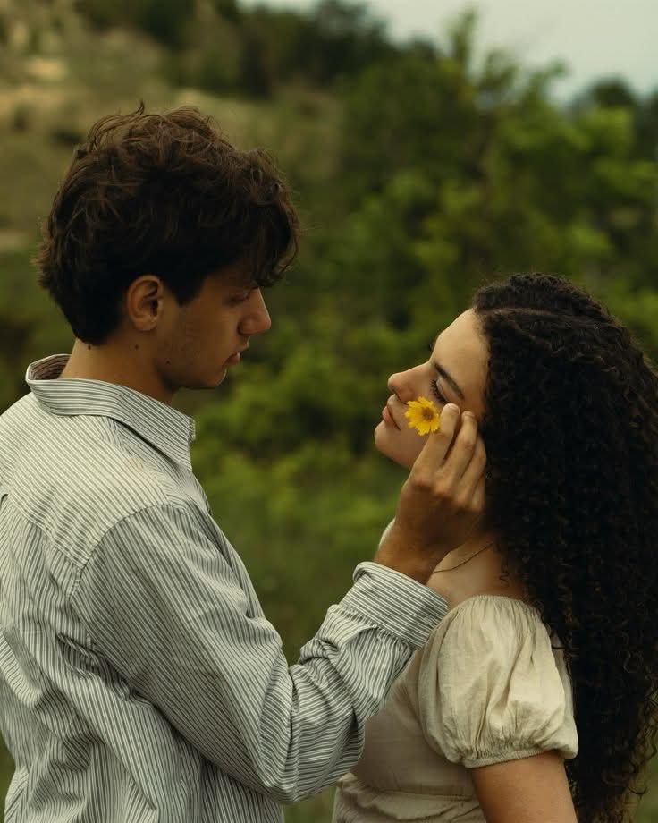 پھر سے اک بار توڑ مجھے
اب بھی کچھ اعتبار باقی ہے..🖤

#اردو_زبان