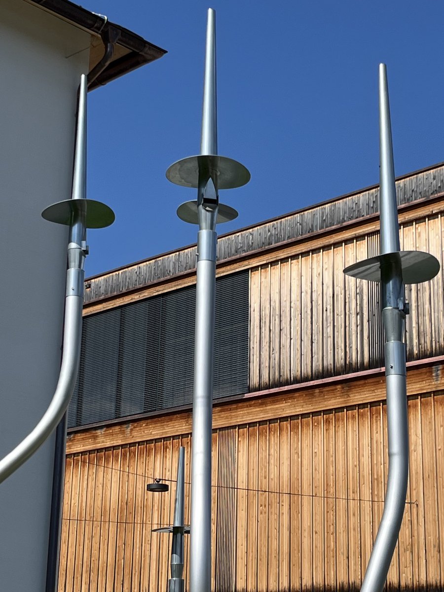 Una font feta de tubs d’orgue