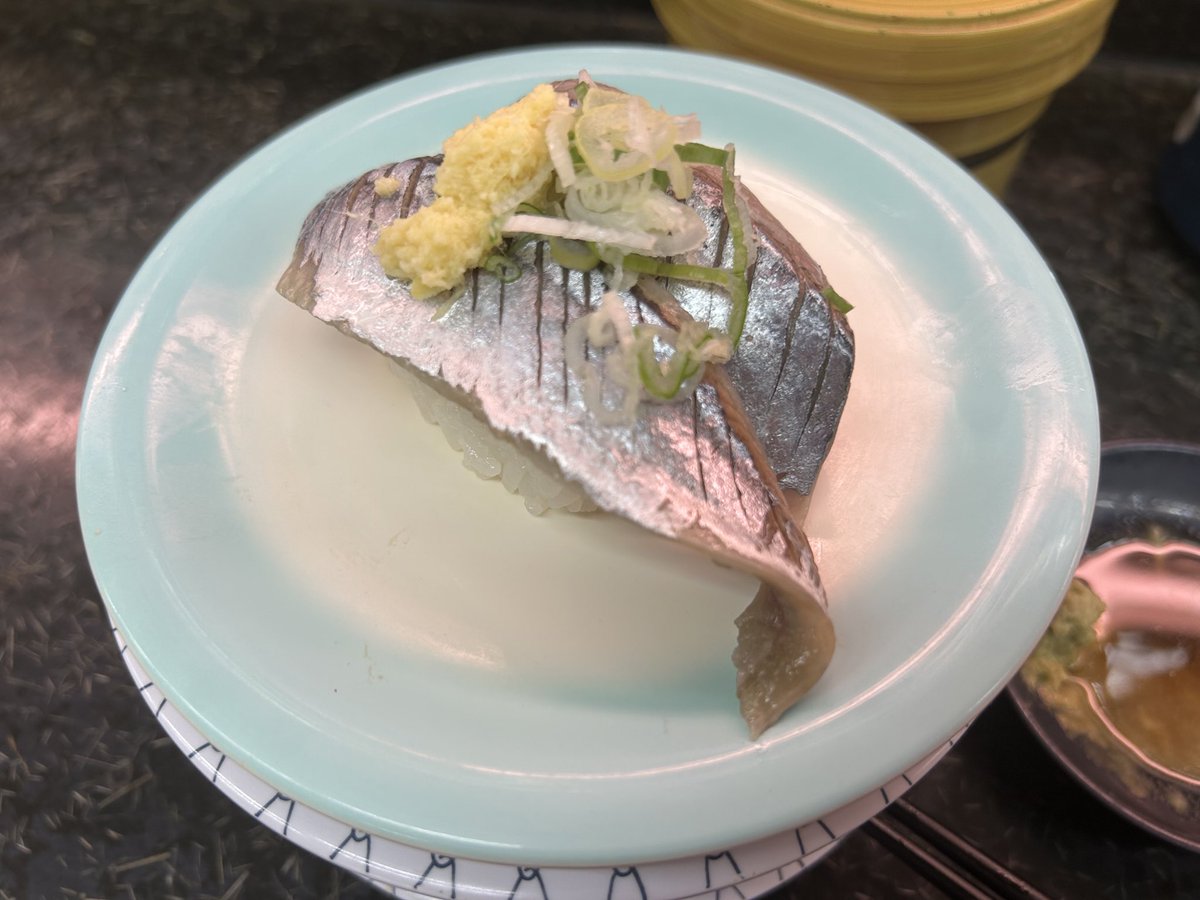 いつも珍しい寿司ネタあって美味しい🤤