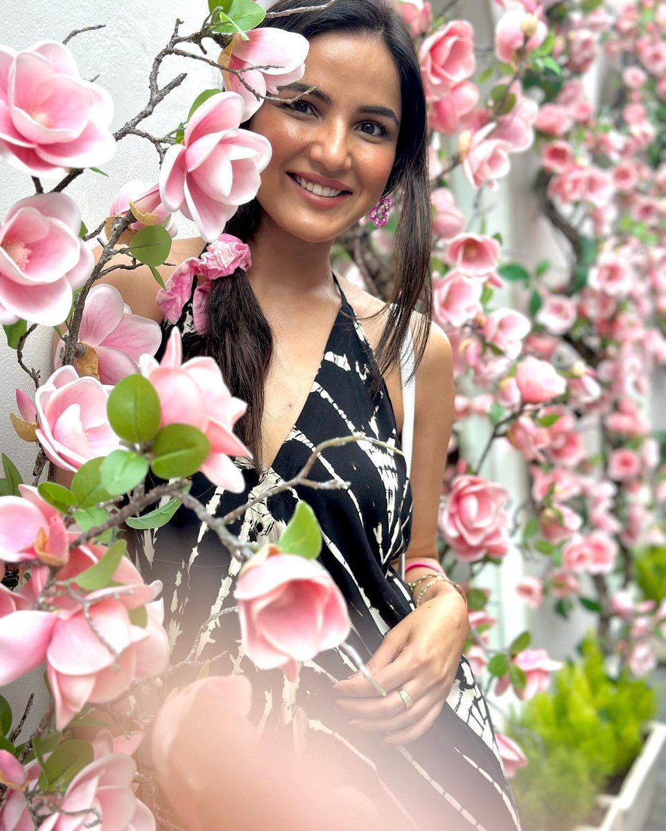 Fulo sa chehra ❤️
<a href="/jasminbhasin/">Jasmine bhasin</a>
WE WANT TEI S2 BACK
#BringBackOurTwiNj #JasminBhasin