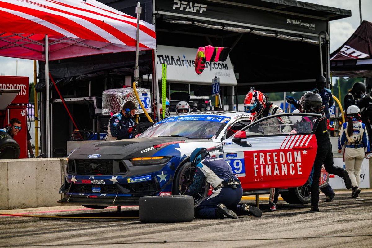 Billy Johnson tweet media