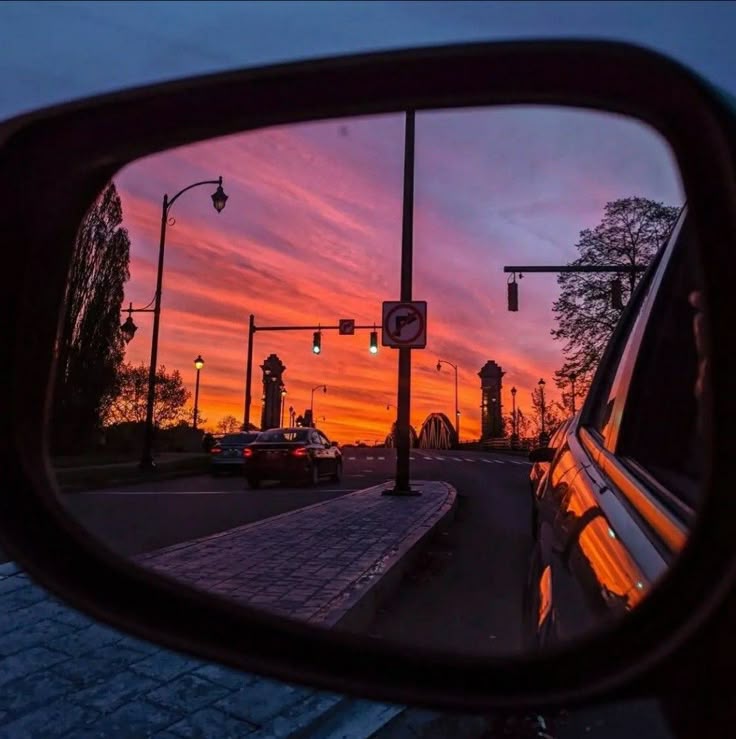 2025 (@2025pics) on Twitter photo 