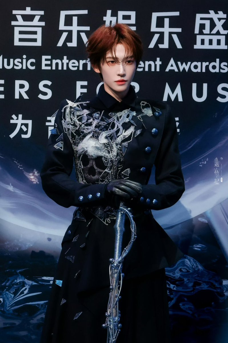 나한테 왜이러는건데 ㅠㅠㅜㅜㅜㅜㅜㅜㅜㅜㅜㅜㅜㅜ