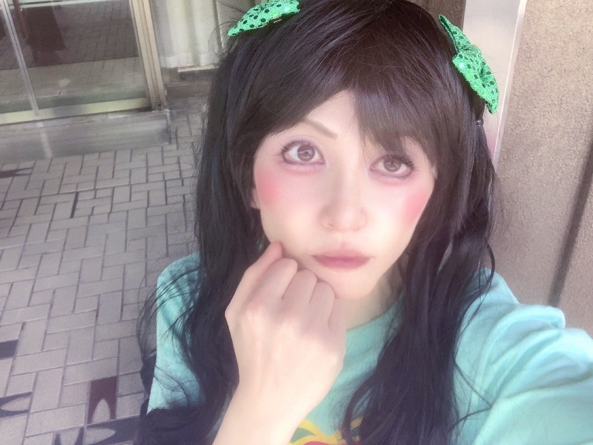 物販入り口らへんにおります🎀