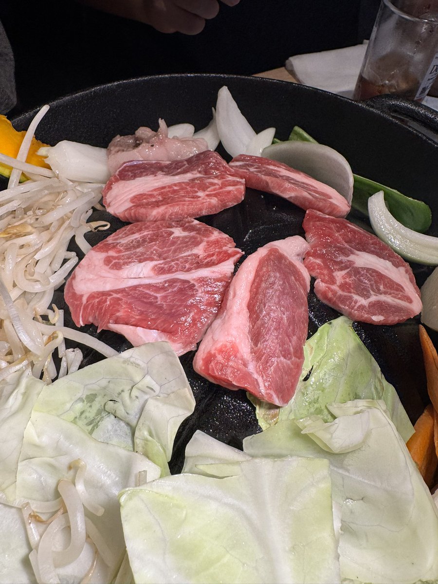 meru511's tweet photo. 北の大地での食い倒れ旅←

#根室花まる
#とくいち
#極み塩熟成ジンギスカンゆうひ
#札幌グルメ
#お食事処寿
#支笏湖グルメ https://t.co/ZDoO6NB8jU