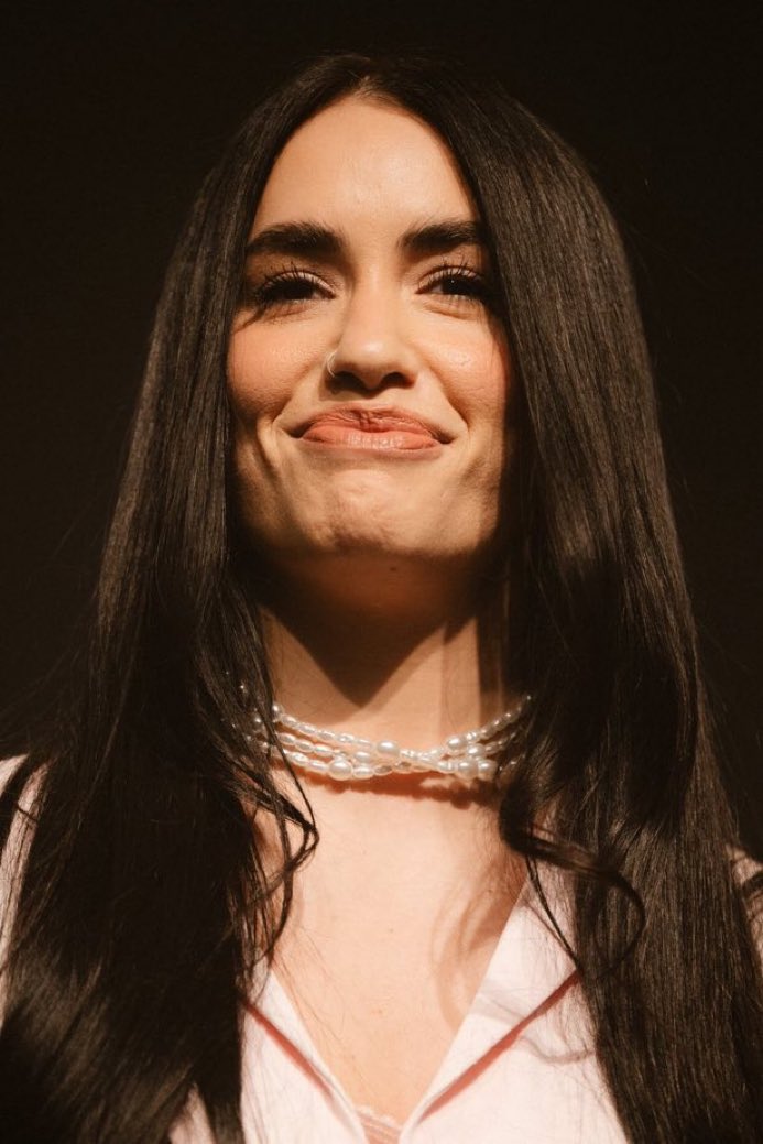 dios el amor que me genera lali es una cosa irreal ❤️‍🩹 la adoro