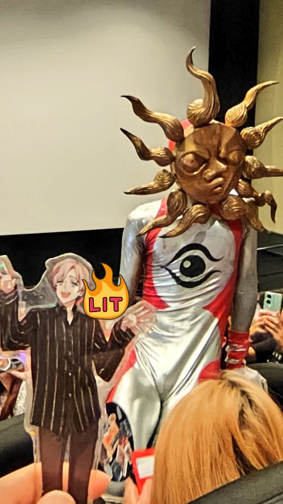 春男、タローマンさんだよ
