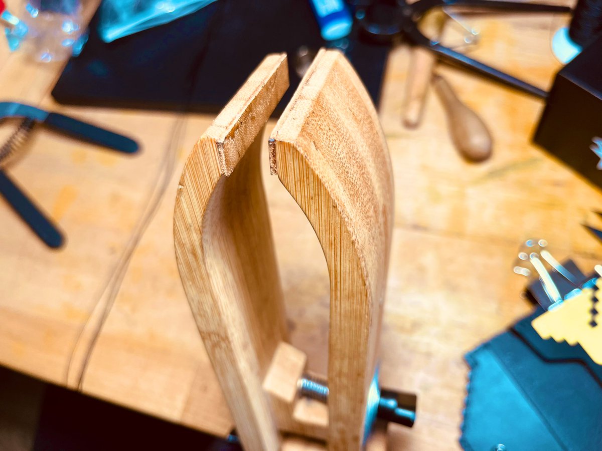 drumSTERAO's tweet photo. ポニーが逝ったぽい
これ以上閉じない=挟み込めない
今日までありがとうね https://t.co/UBXF0SNkwE
