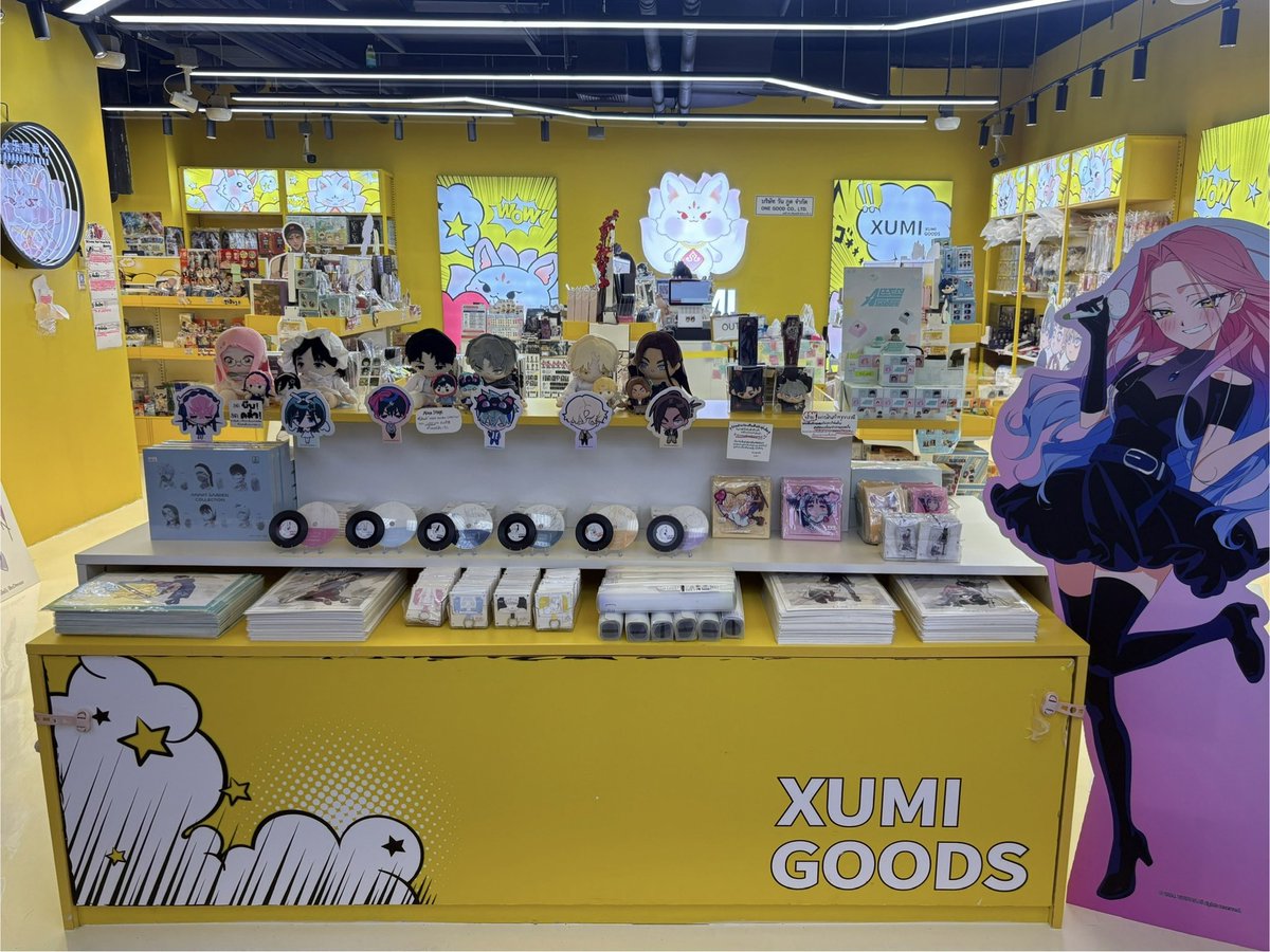 โซนจัดแสดงสินค้า Alien Stage ที่หน้าทางเข้าและสินค้าคอลเลคชั่นที่ทุกคนถามหามาถึงร้าน xumi Bangkok แล้วนะคะ🩷🩵🖤💚💜💛

—————————————————

• สินค้าเป็นสินค้าลิขสิทธิ์ทุกชิ้น
  
𝐗𝐔𝐌𝐈 𝐁𝐀𝐍𝐆𝐊𝐎𝐊 @ 𝐌𝐁𝐊 ชั้น 𝟕
เปิดทุกวัน 10.00-21.00