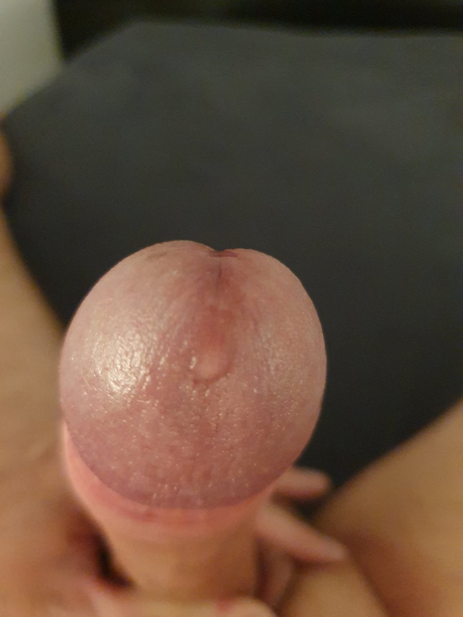 Morning wood precum for you 😋