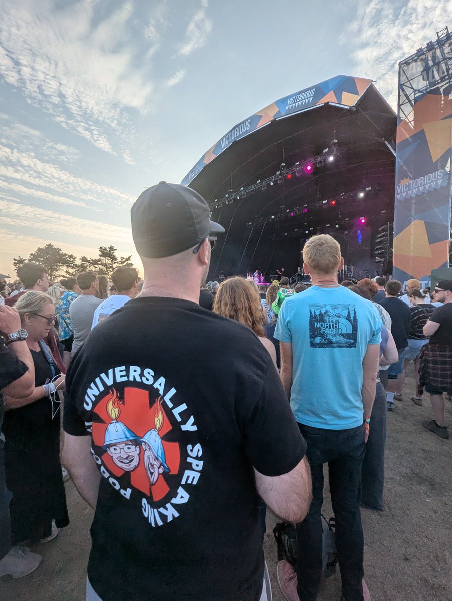 stacktownsend's tweet image. Repping the pod at Victorious this weekend!