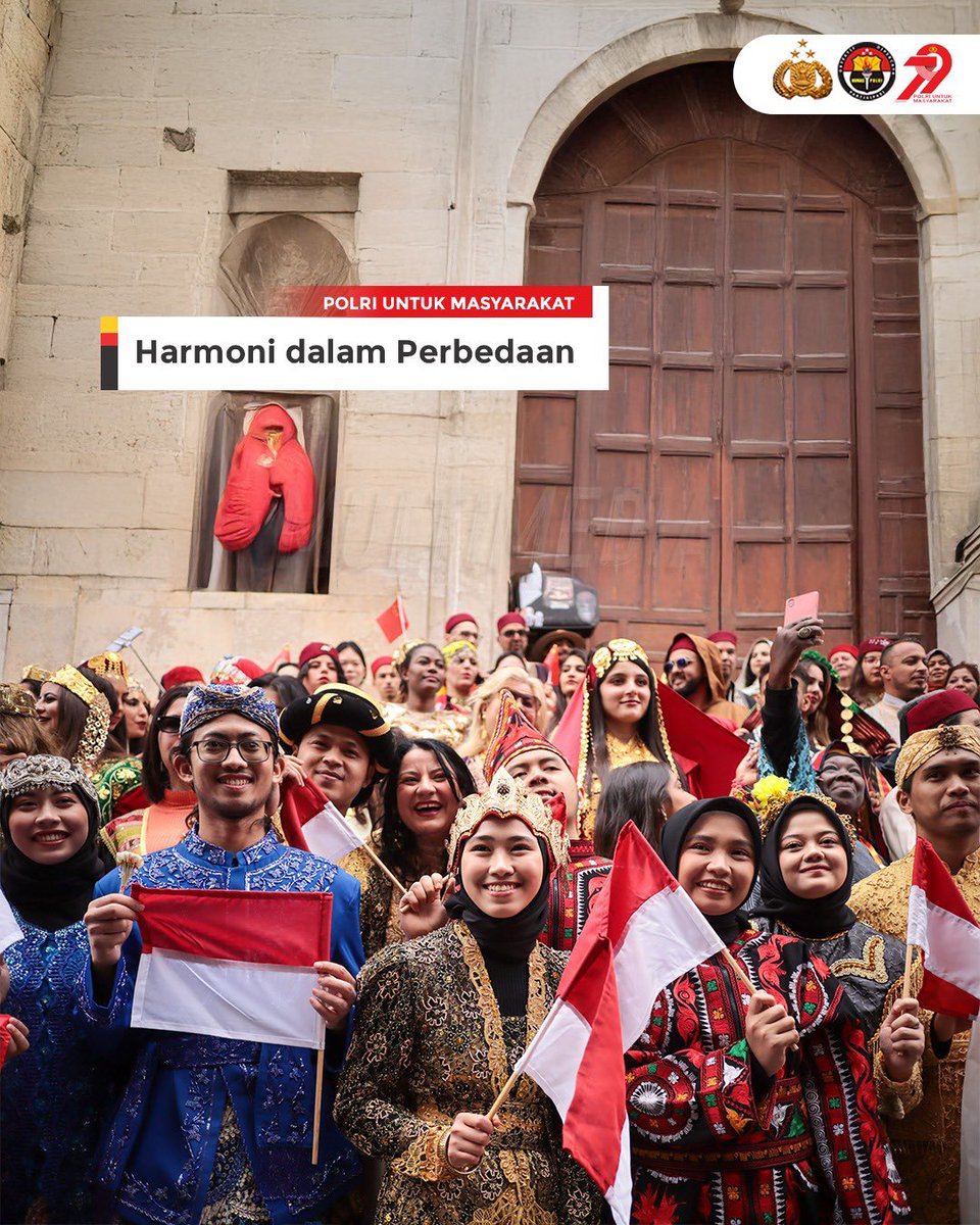 Indonesia lahir dari keberagaman suku, budaya, bahasa, dan agama. Namun justru dari perbedaan itulah tercipta harmoni yang menyatukan. Jadi, yuk bersama kita jaga persatuan dan kesatuan bangsa, demi keutuhan NKRI.

Harmoni Dalam Perbedaan untuk #BersatuIndonesiaMaju