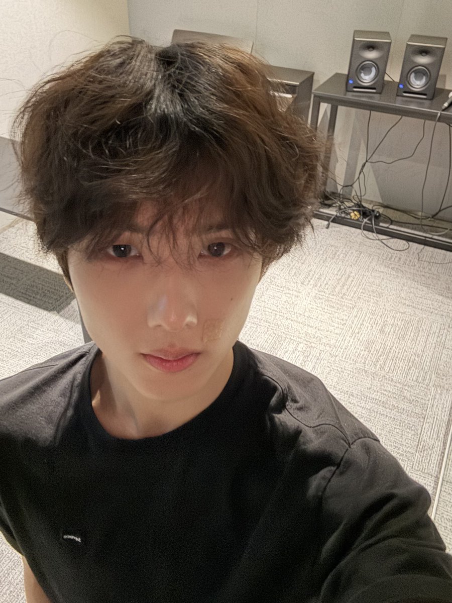 jisunqpawrk's tweet photo. jisung's 'jjapagetti' hair 🤏🏻🤏🏻🤏🏻 https://t.co/kJmBXOLHiO