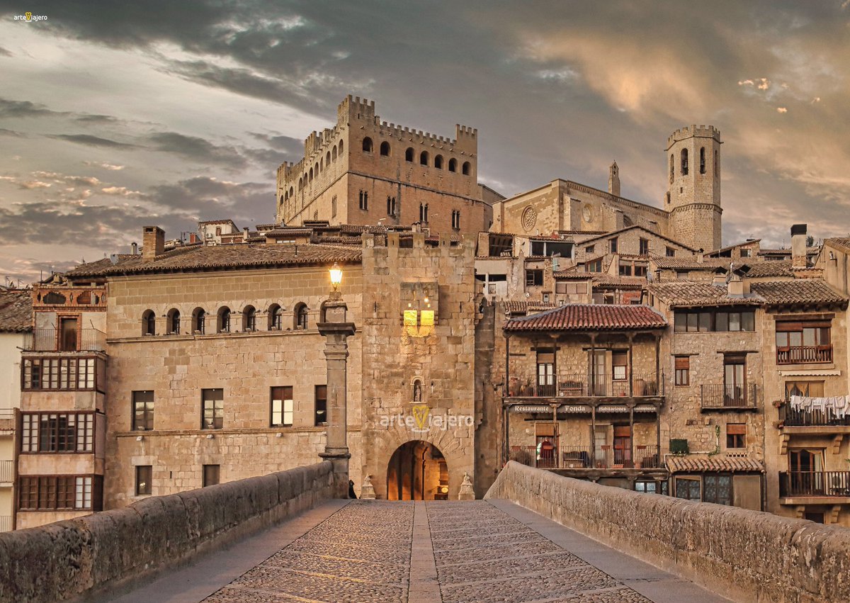 Valderrobres (Teruel, Aragón) ❤️, uno de los pueblos más bonitos de España
#BuenosDias #FelizDomingo