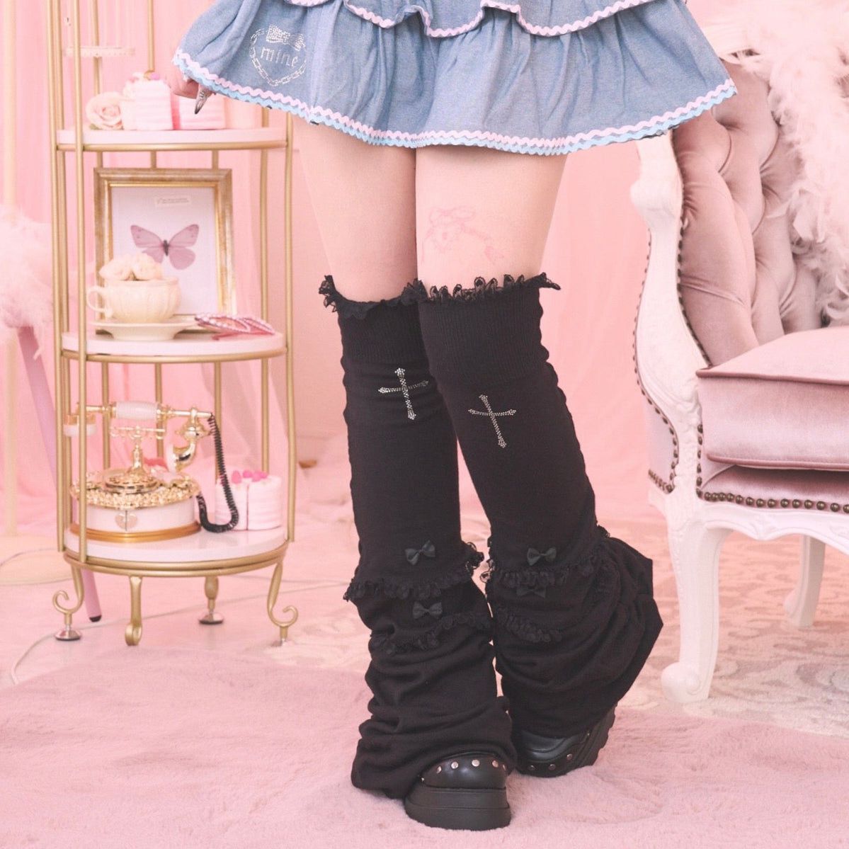 ┈┈┈┈┈┈♰ ┈┈┈┈┈┈ 
𝔪𝔦𝔫𝔢 
ニーハイレッグウォーマー ¥3,630
ホワイト×ピンク/ブラック/ブラック×ホワイト
🔗 x.gd/ZQb6E2 
┈┈┈┈┈┈♰ ┈┈┈┈┈┈