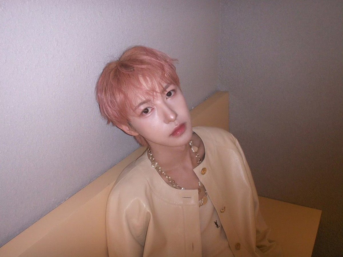 HRJFEED's tweet photo. #renjun media update

“💚” https://t.co/bWWoopm7QF