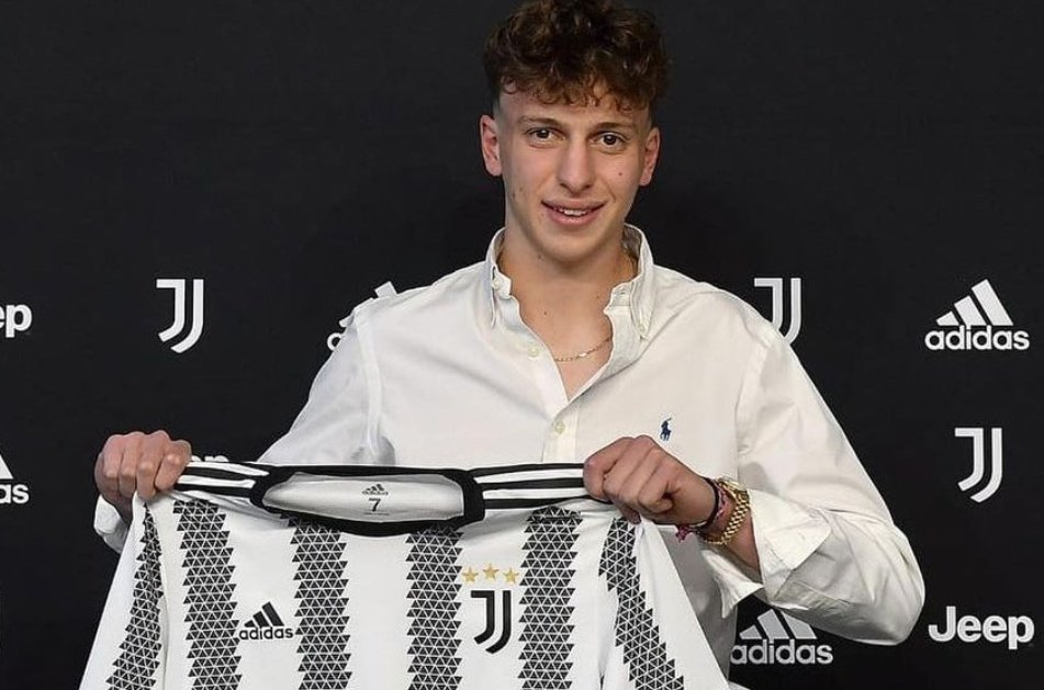 _Morik92_'s tweet photo. ✅‼️#JNextGen, in chiusura la cessione in prestito secco di Gianmarco #DiBiase al #Bra. Lo volevano anche club inglesi e portoghesi, oltre a quelli in C e D, ma è stato decisivo mister Nisticò che lo conosce e lo stima da molti anni. https://t.co/M5uTjJ1oJA