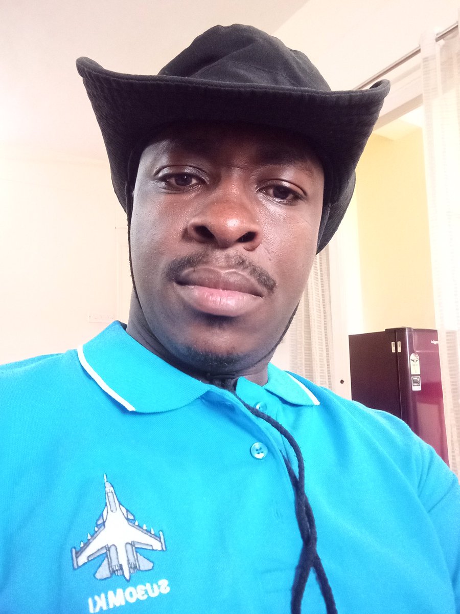 twinock's tweet photo. Cowboy hat nothing do say...only Al31fp https://t.co/AXmL4QCYsJ