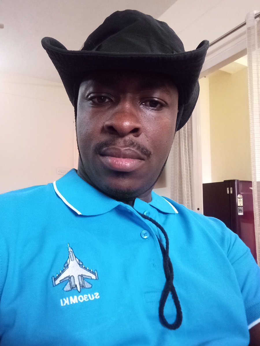 twinock's tweet photo. Cowboy hat nothing do say...only Al31fp https://t.co/AXmL4QCYsJ