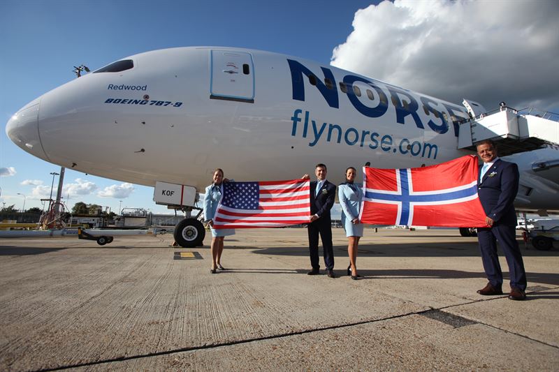 Norse kutter Oslo–New York-ruten. Om en drøy uke settes det punktum for direkteflyvningene til JFK. Nå mister Norge enda en langdistanserute – hva betyr dette for reisende til USA?
📷 Norse
osloairports.com/2025/08/norse-…