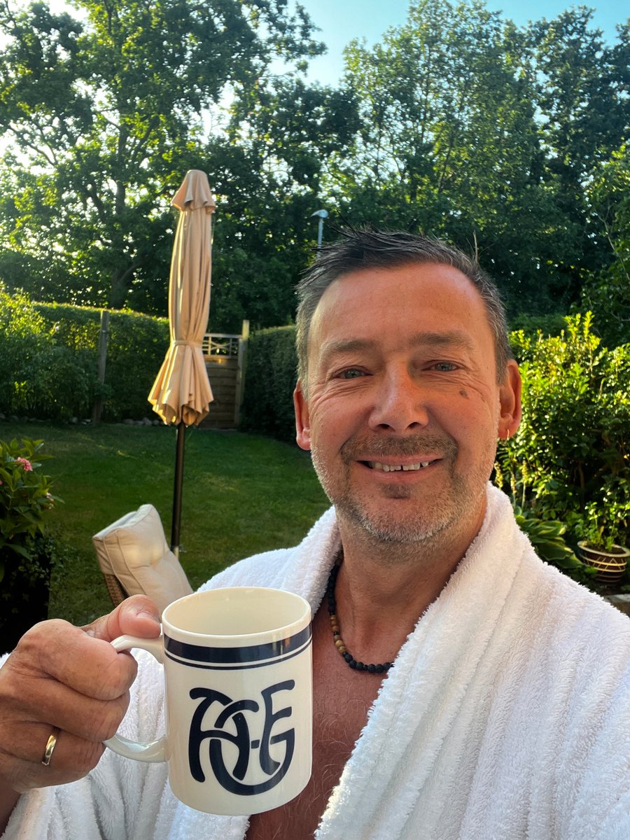 Sorry to say kære venner af <a href="/Vejle_B/">Vejle Boldklub</a> men i dag ryger glansen af Jyllands Rubin 

#agfvb #sldk

#kampkoppen #tossehjørnet
#sejr #viskalhatrepoint

#ultratwitteragf #KSDH 🤍💙